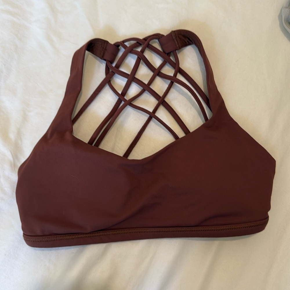 Lululemon Sports bra
